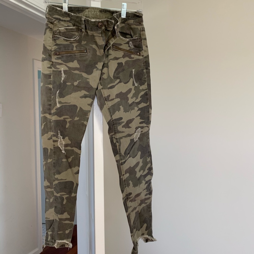 Zara - camo pants